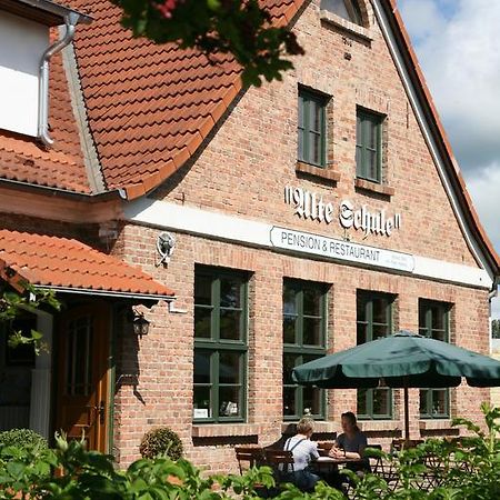 Pension & Restaurant "Alte Schule" Kluis Luaran gambar
