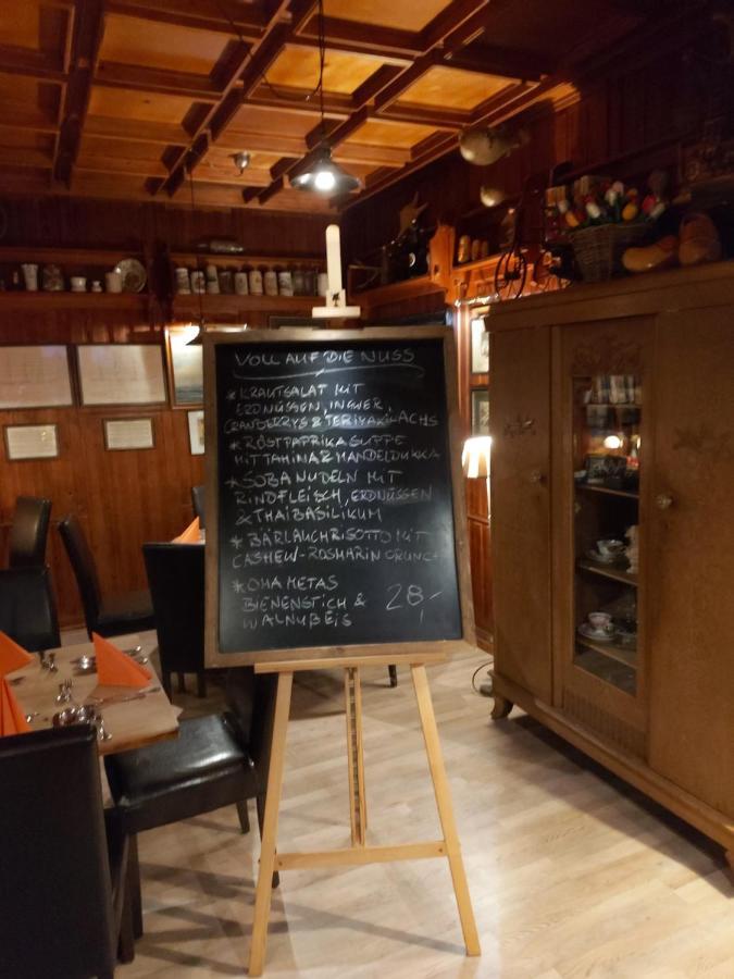 Pension & Restaurant "Alte Schule" Kluis Luaran gambar